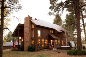 Mountain Home with Hot Tub